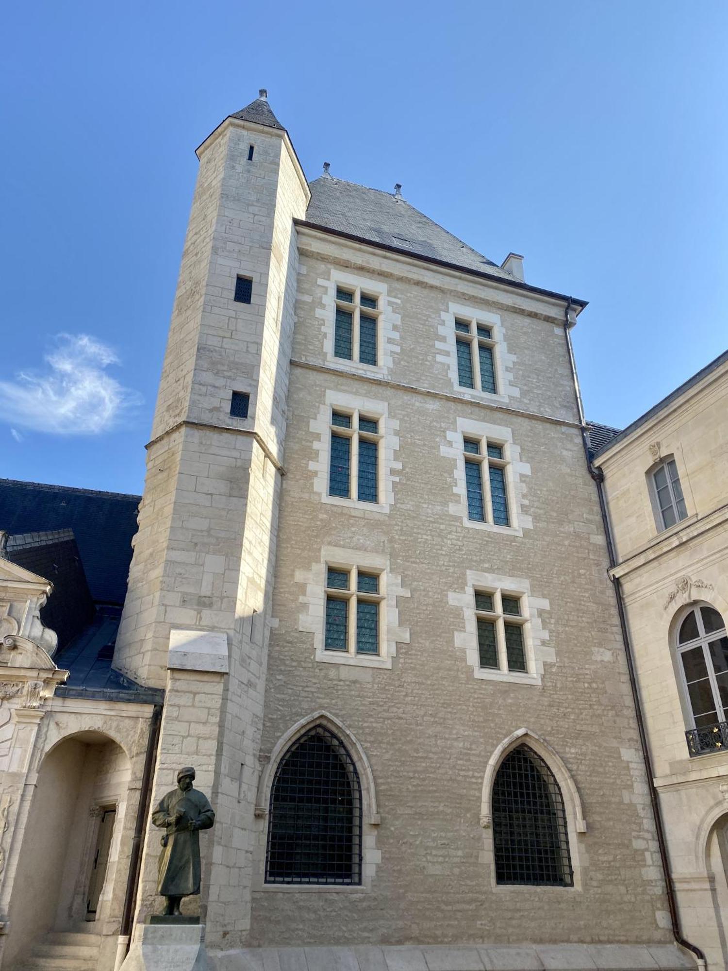 Le Rousseau - Appartement & Suite En Hypercentre Dijon Dış mekan fotoğraf